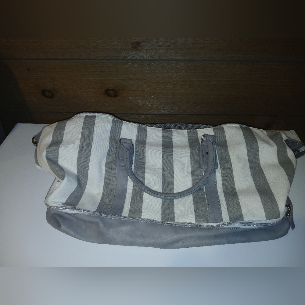 Grey and White Striped Weekender Bag with Seperate Shoe Compartment Travel Bag